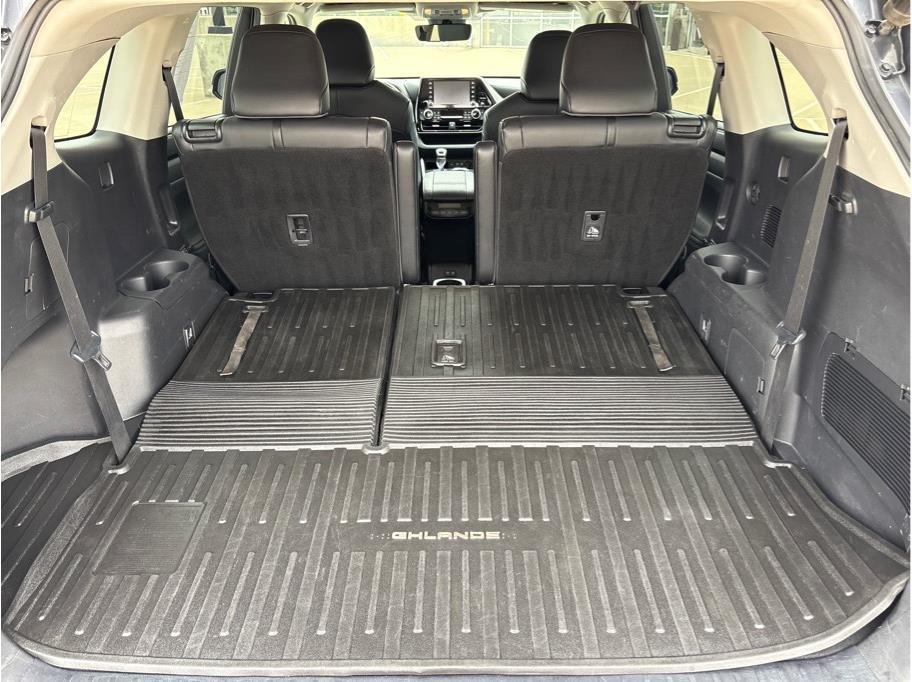 used 2020 Toyota Highlander car, priced at $24,990