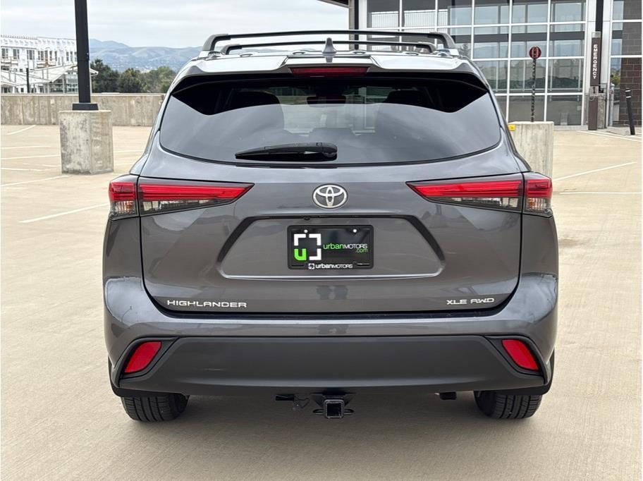 used 2020 Toyota Highlander car, priced at $24,990
