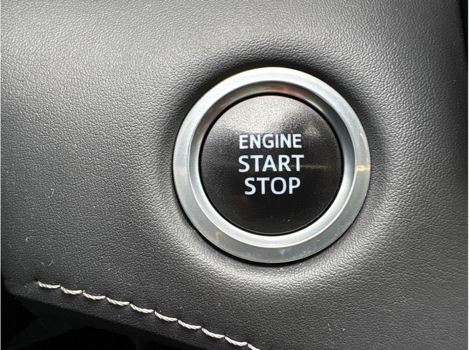 used 2020 Toyota Highlander car, priced at $24,990