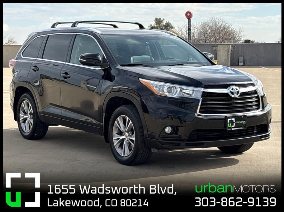 used 2015 Toyota Highlander car, priced at $23,490