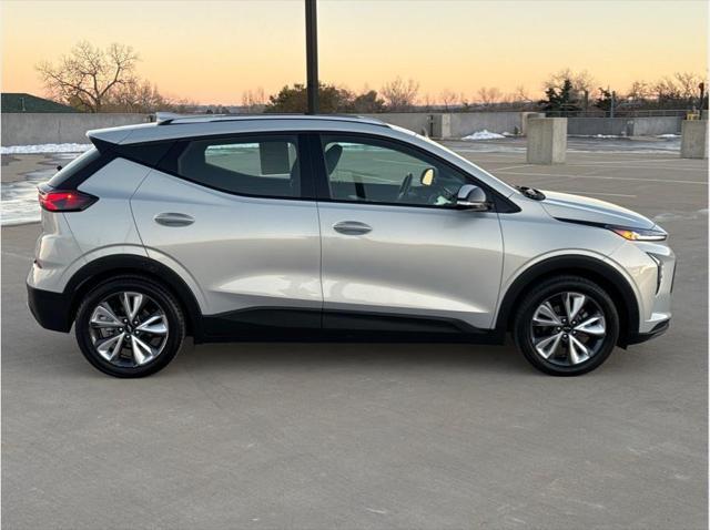 used 2022 Chevrolet Bolt EUV car, priced at $19,990