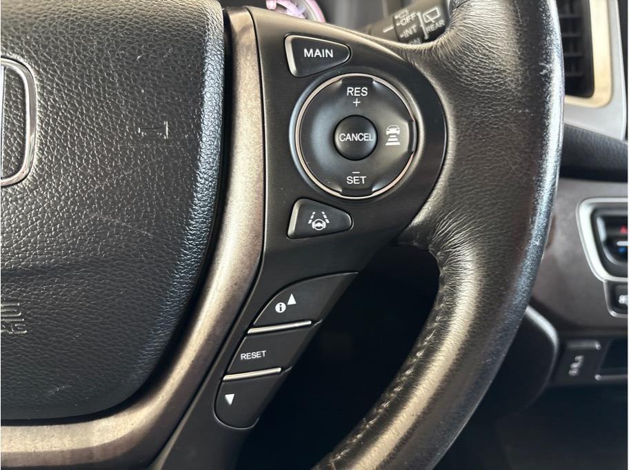 used 2017 Honda Pilot car, priced at $19,490