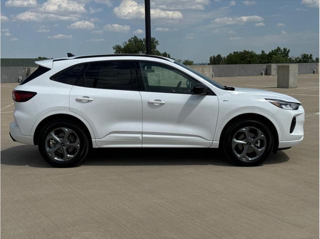 used 2023 Ford Escape car, priced at $22,490