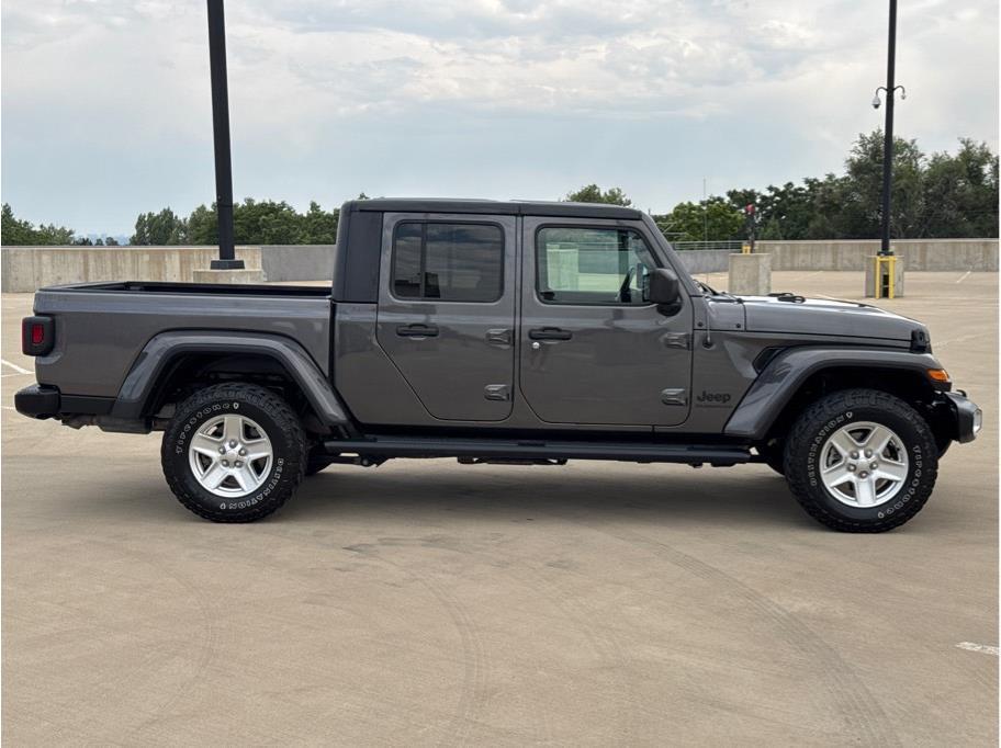 used 2021 Jeep Gladiator car, priced at $31,990