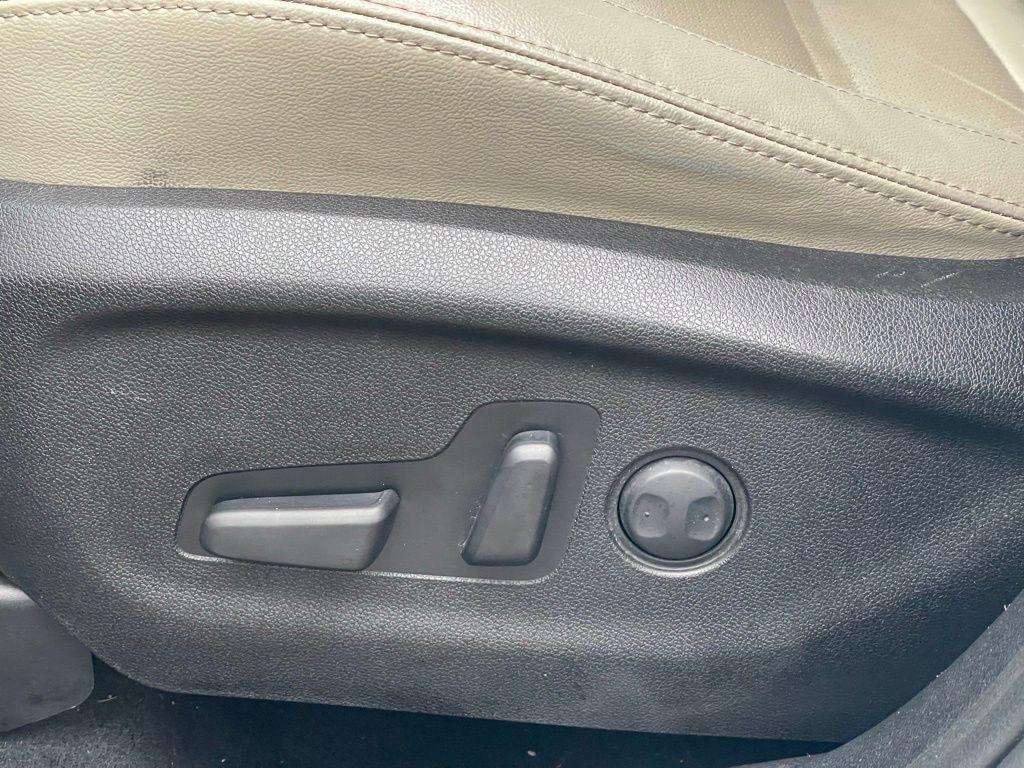 used 2019 Kia Sorento car, priced at $17,230