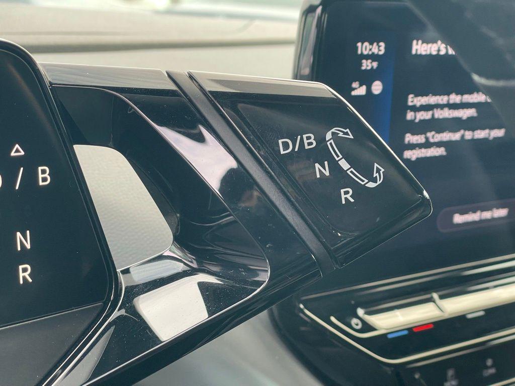 used 2022 Volkswagen ID.4 car, priced at $20,800