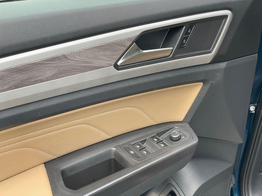 used 2022 Volkswagen Atlas Cross Sport car, priced at $26,666