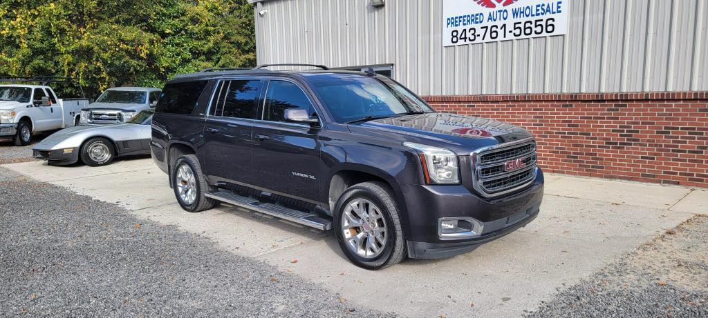 used 2017 GMC Yukon XL car, priced at $26,500