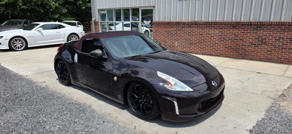 used 2014 Nissan 370Z car, priced at $15,990