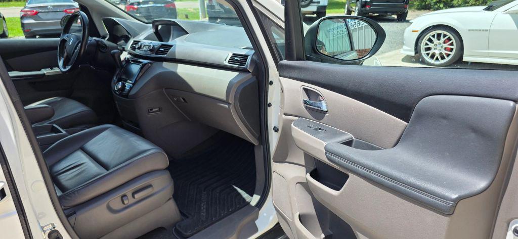 used 2014 Honda Odyssey car, priced at $10,990
