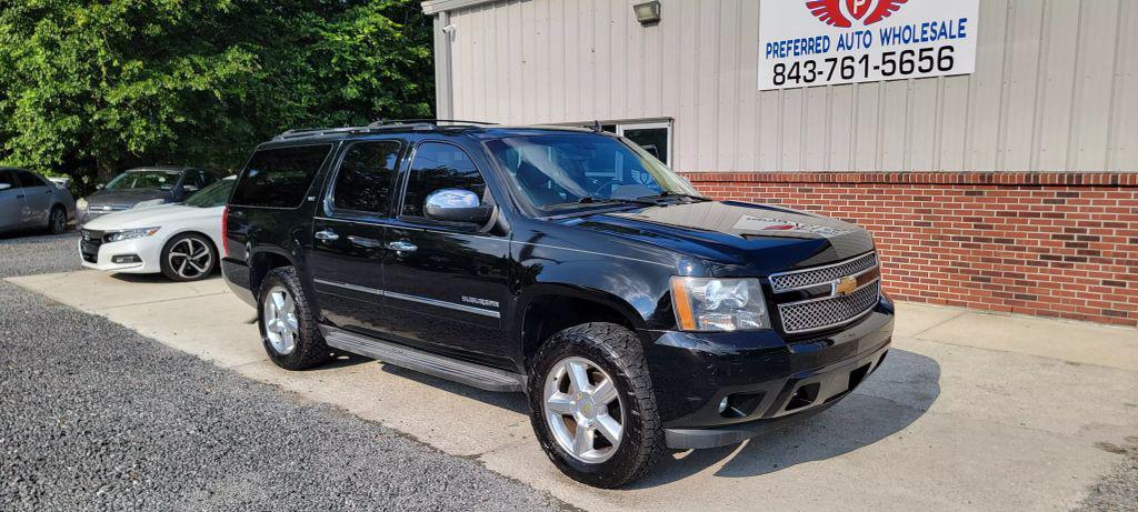 used 2014 Chevrolet Suburban car, priced at $11,990