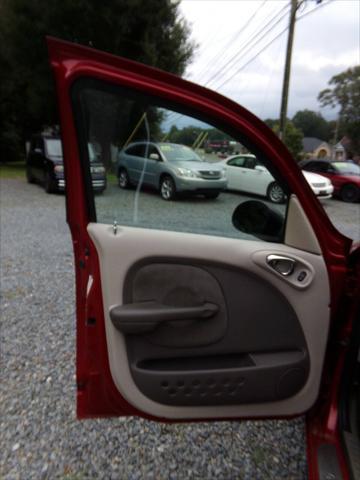 used 2004 Chrysler PT Cruiser car, priced at $4,900