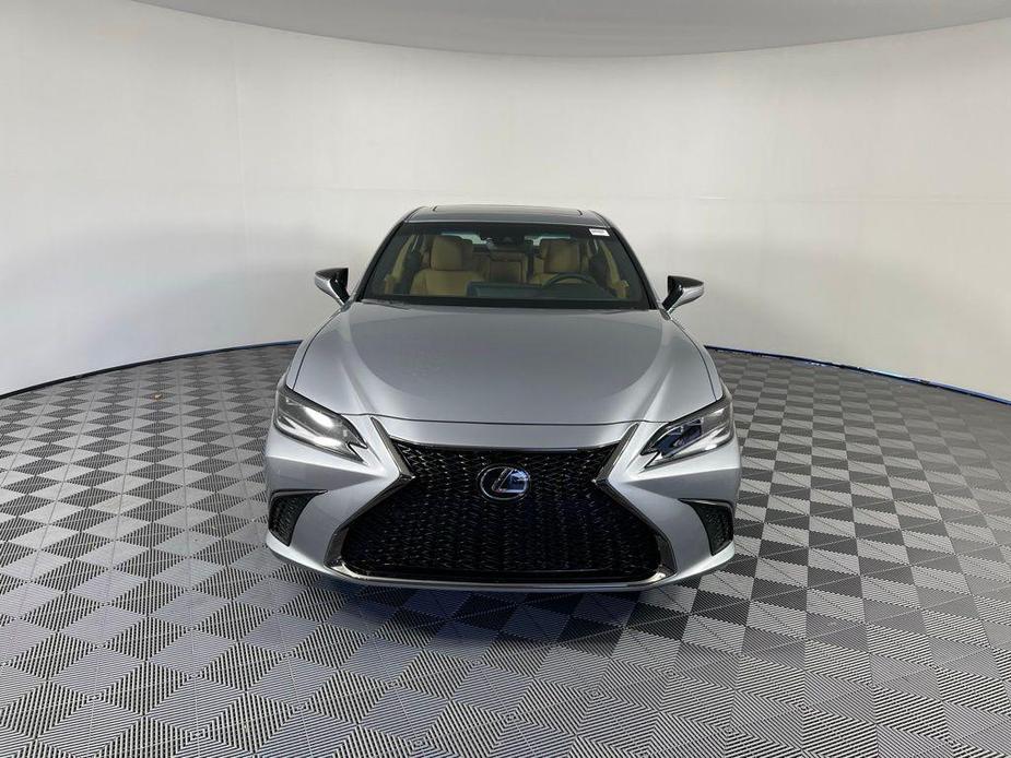 new 2025 Lexus ES 300h car, priced at $53,024