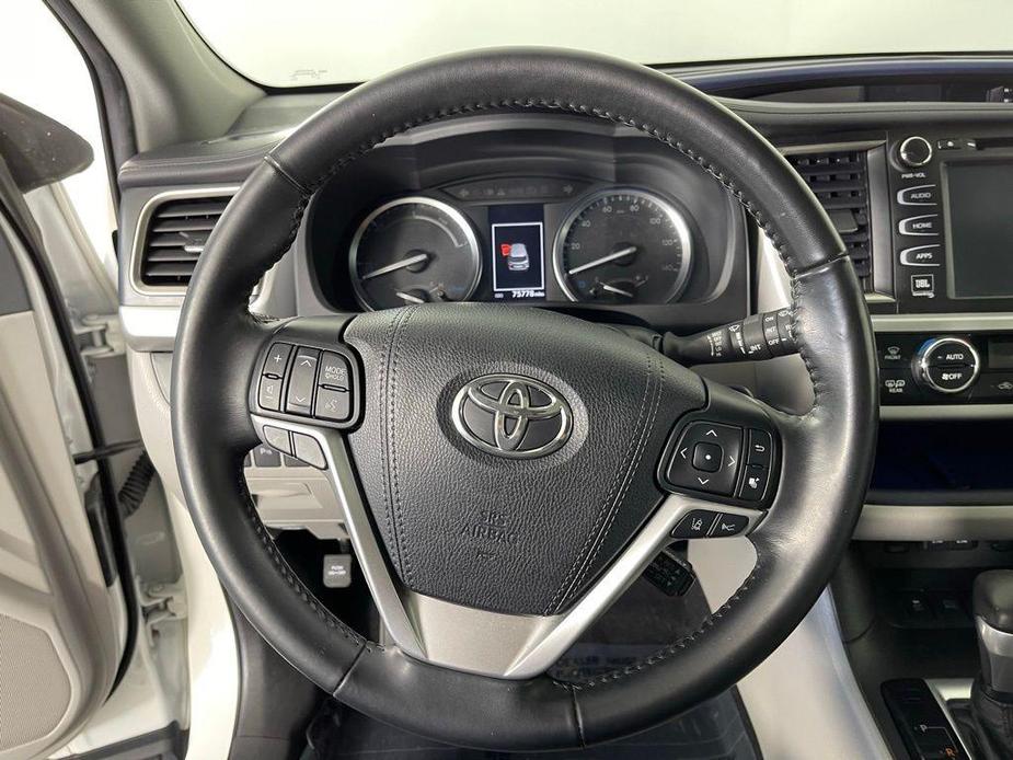 used 2019 Toyota Highlander Hybrid car, priced at $31,763