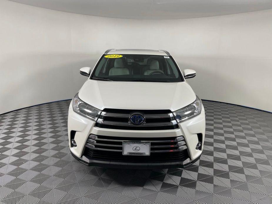 used 2019 Toyota Highlander Hybrid car, priced at $31,763