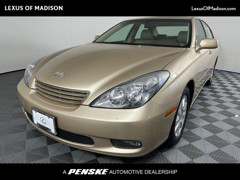 used 2004 Lexus ES 330 car, priced at $9,846