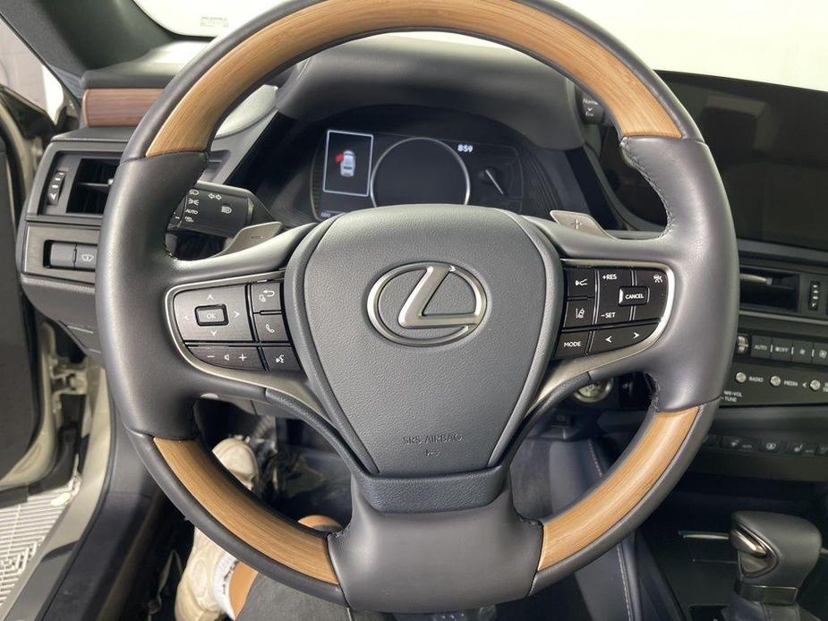 used 2024 Lexus ES 300h car, priced at $47,998