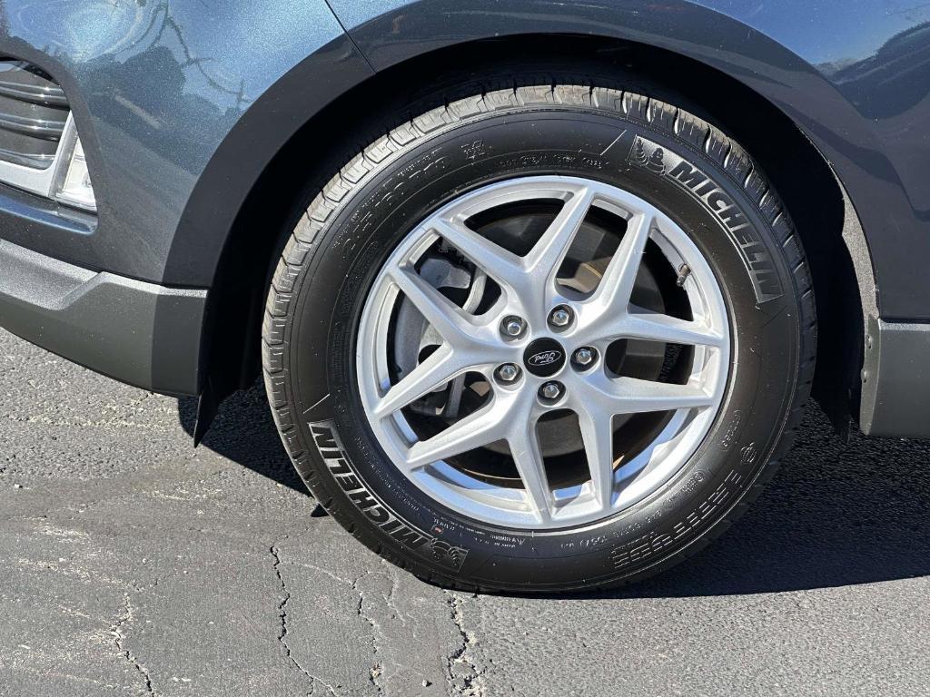 used 2024 Ford Edge car, priced at $25,995