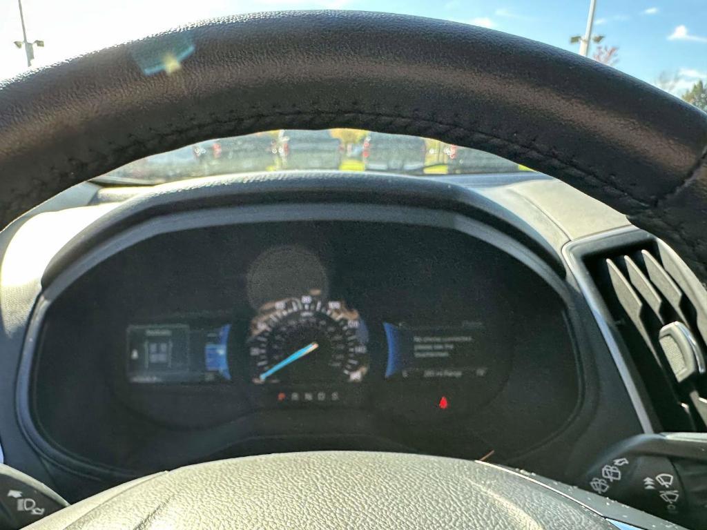 used 2024 Ford Edge car, priced at $25,995