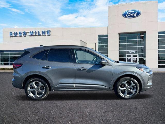 used 2023 Ford Escape car, priced at $29,995