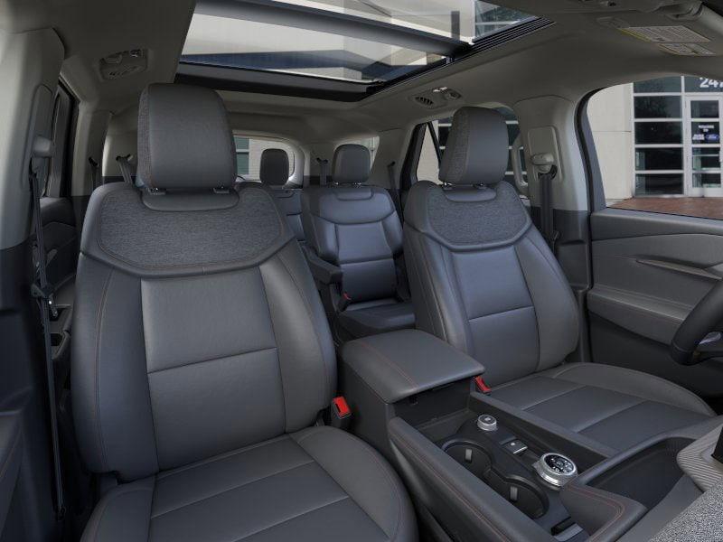 new 2025 Ford Explorer car, priced at $46,352