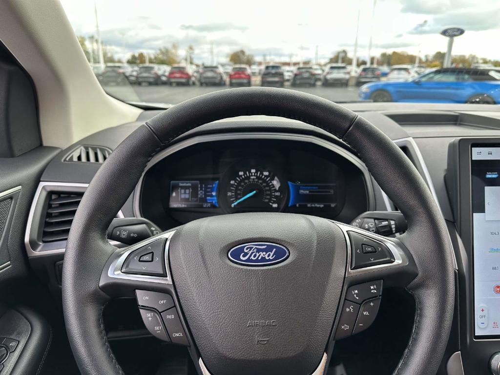 used 2023 Ford Edge car, priced at $27,995