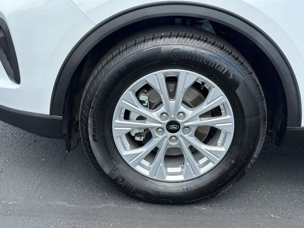 used 2023 Ford Escape car, priced at $24,995