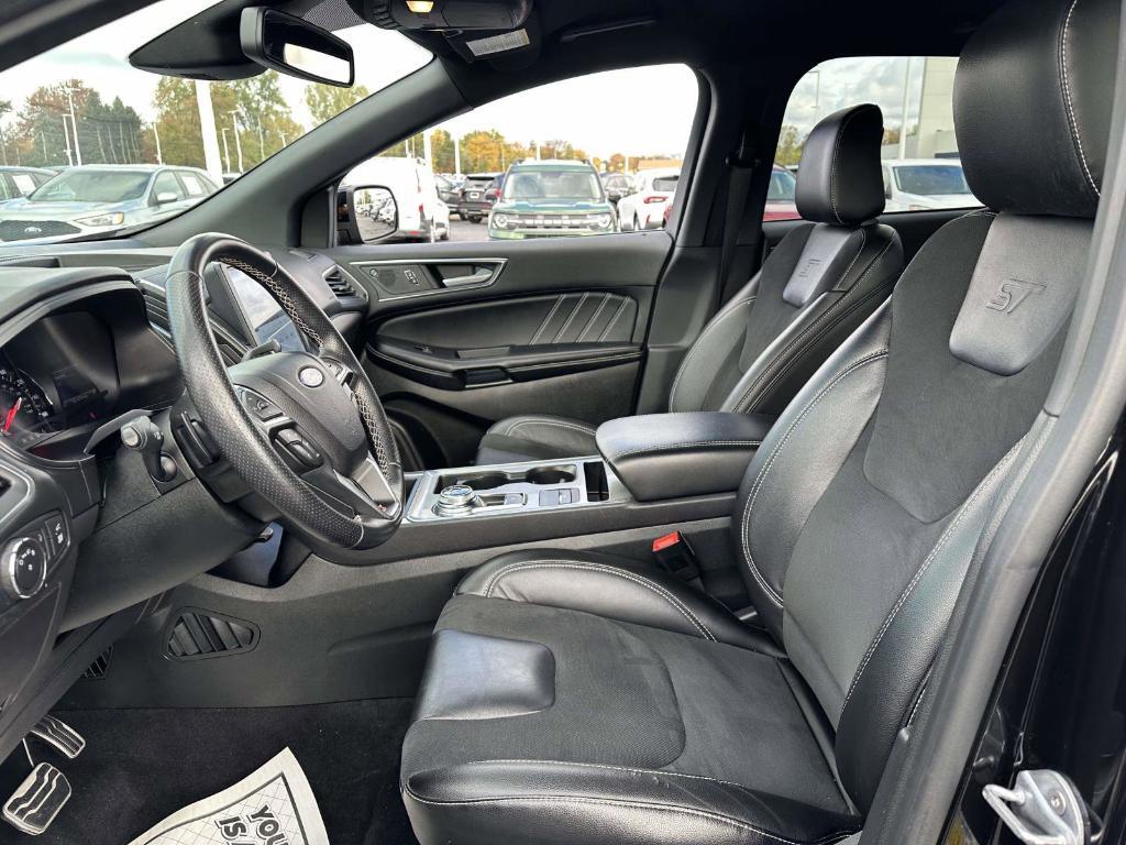 used 2022 Ford Edge car, priced at $23,995