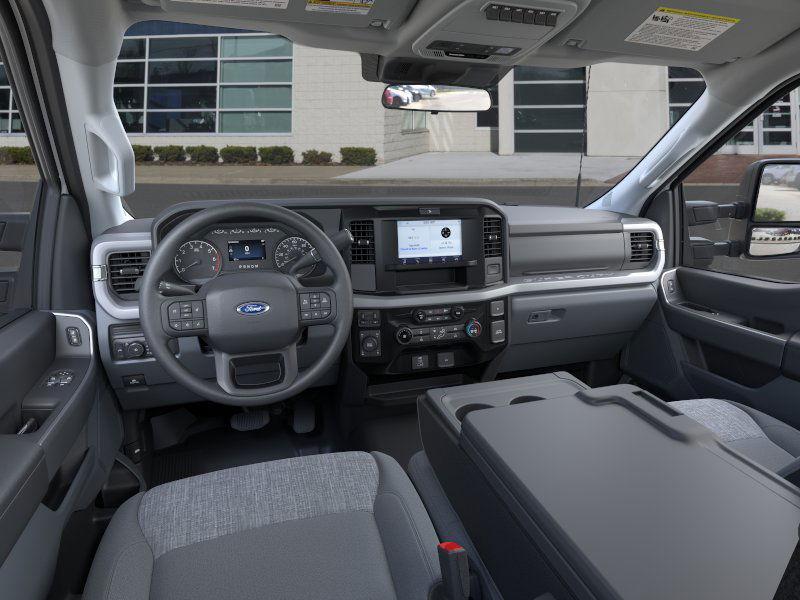 new 2025 Ford F-250 car, priced at $53,649