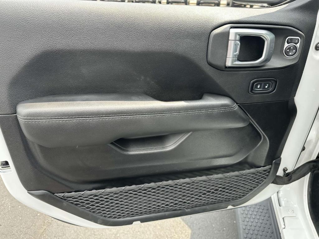 used 2021 Jeep Wrangler Unlimited car, priced at $34,995