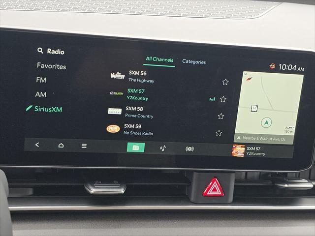 new 2025 Kia Carnival Hybrid car