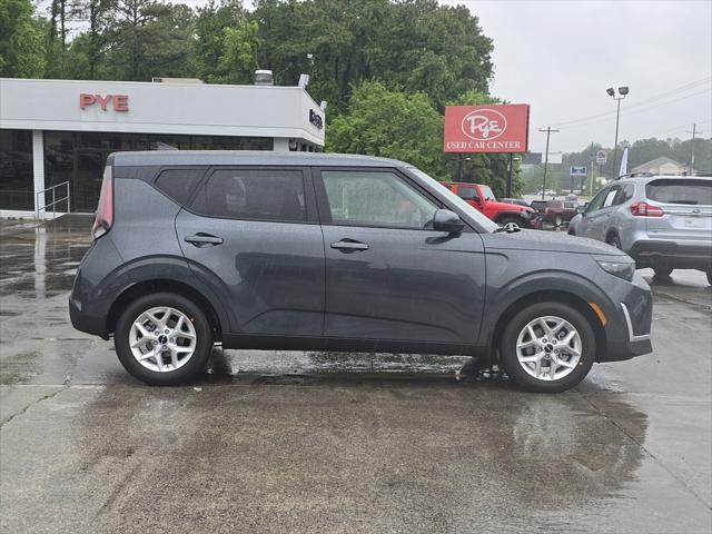 new 2025 Kia Soul car, priced at $23,289