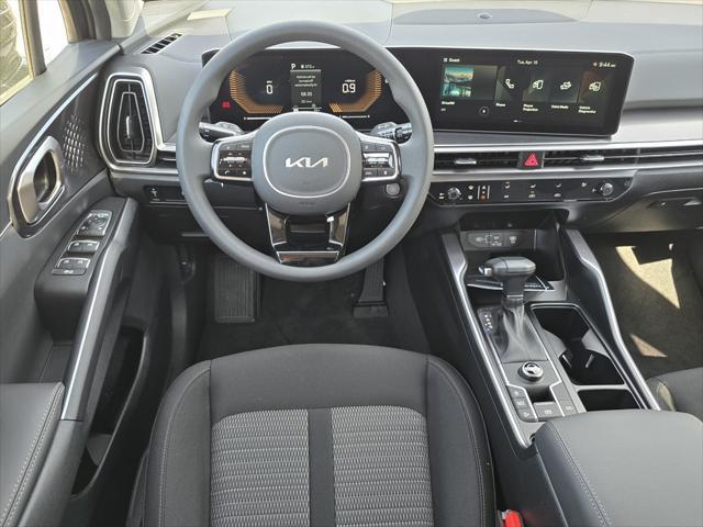 new 2025 Kia Sorento car, priced at $32,900