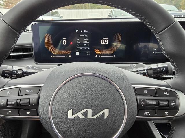 new 2025 Kia K5 car, priced at $27,694