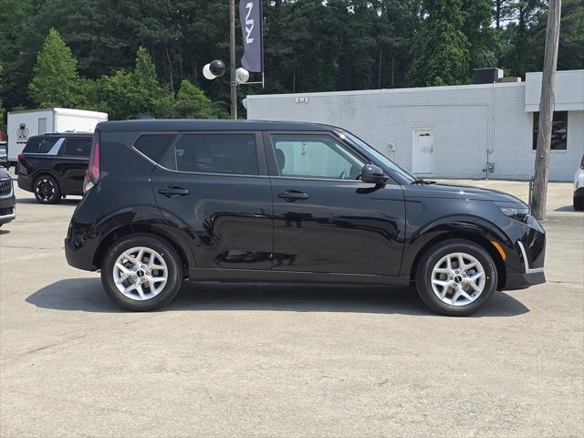 new 2025 Kia Soul car, priced at $21,562
