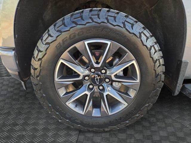used 2022 Chevrolet Silverado 1500 car, priced at $42,923