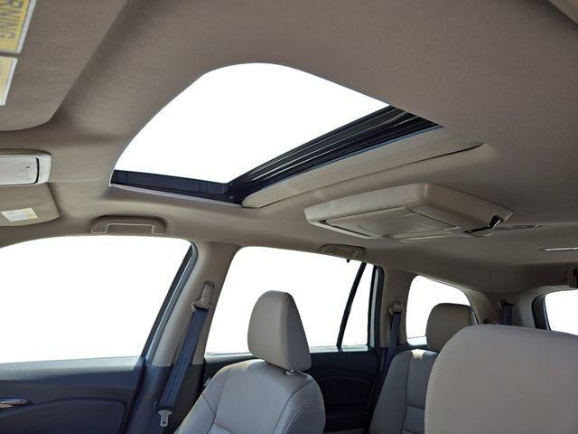 used 2022 Honda Pilot car, priced at $35,989
