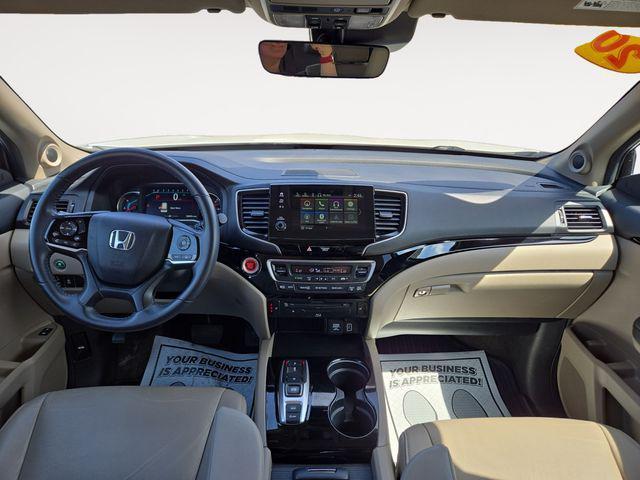 used 2022 Honda Pilot car, priced at $35,989