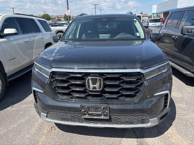 used 2024 Honda Pilot car, priced at $47,989