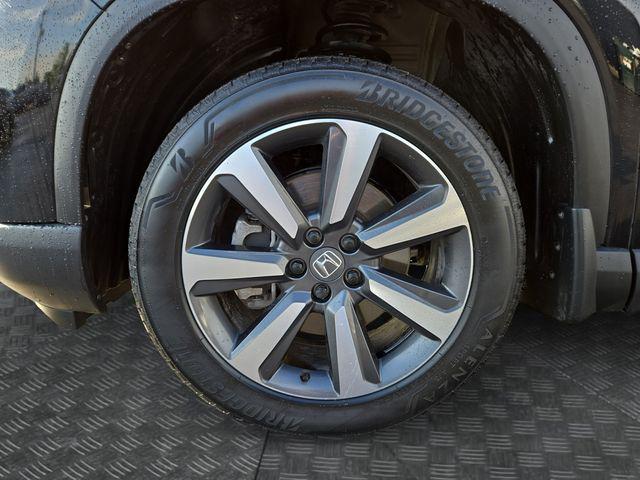 used 2024 Honda Pilot car, priced at $44,989