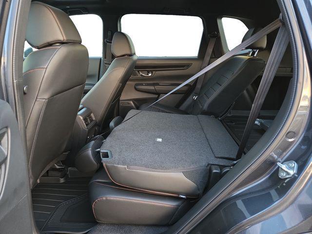 new 2026 Honda CR-V Hybrid car, priced at $41,675