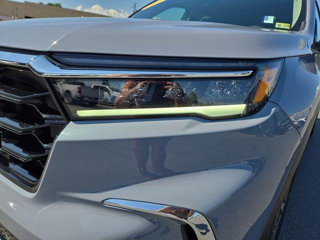 used 2023 Honda Pilot car, priced at $45,989