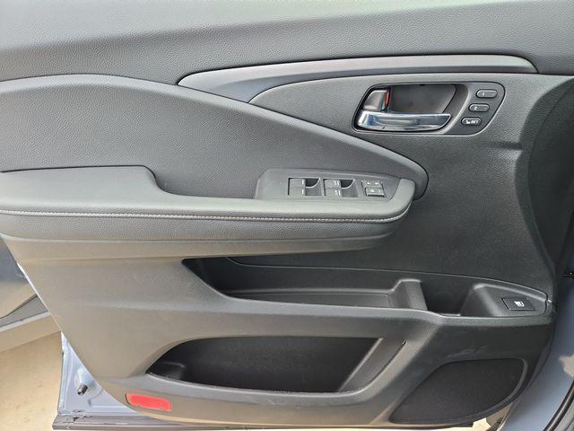 new 2025 Honda Ridgeline car, priced at $41,885