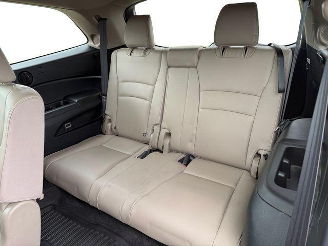 used 2021 Honda Pilot car, priced at $29,989