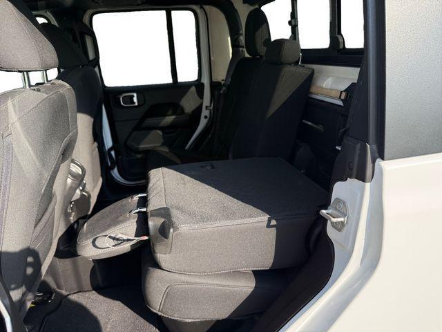 used 2023 Jeep Gladiator car, priced at $29,456