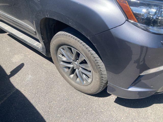 used 2019 Lexus GX 460 car, priced at $46,989