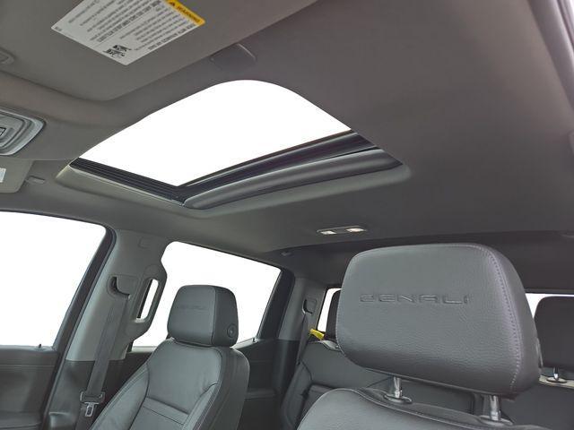 used 2022 GMC Sierra 1500 car, priced at $47,989