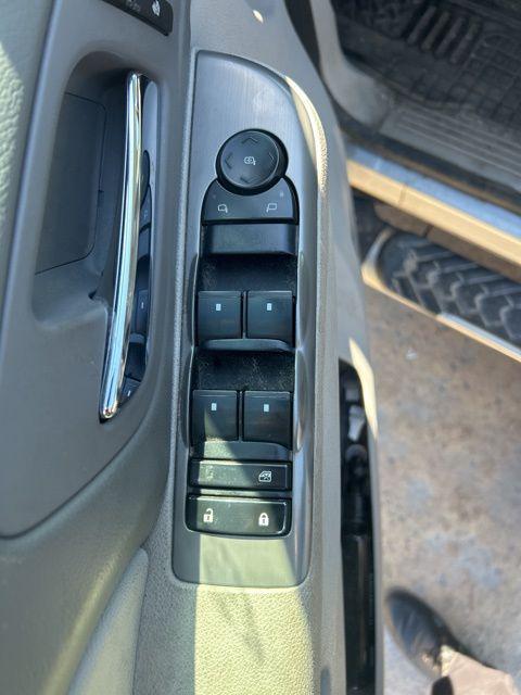 used 2013 Chevrolet Avalanche car, priced at $12,989