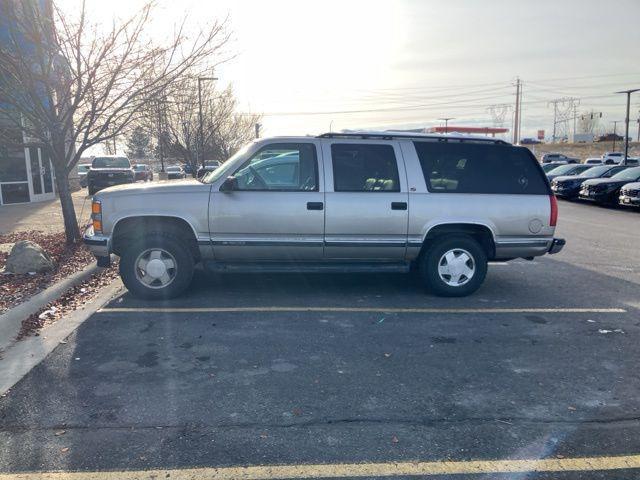 used 1999 Chevrolet Suburban car, priced at $4,989