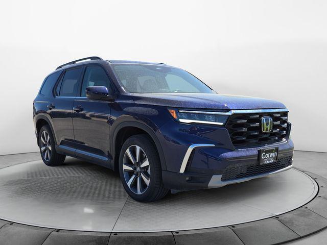 new 2025 Honda Pilot car, priced at $51,050